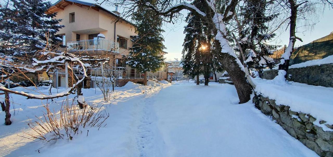 Albisto Dragalevtsi Luxury Apartments Szófia Kültér fotó